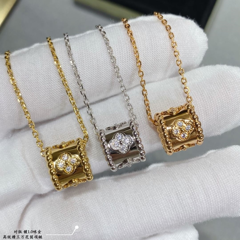 Vca Necklaces